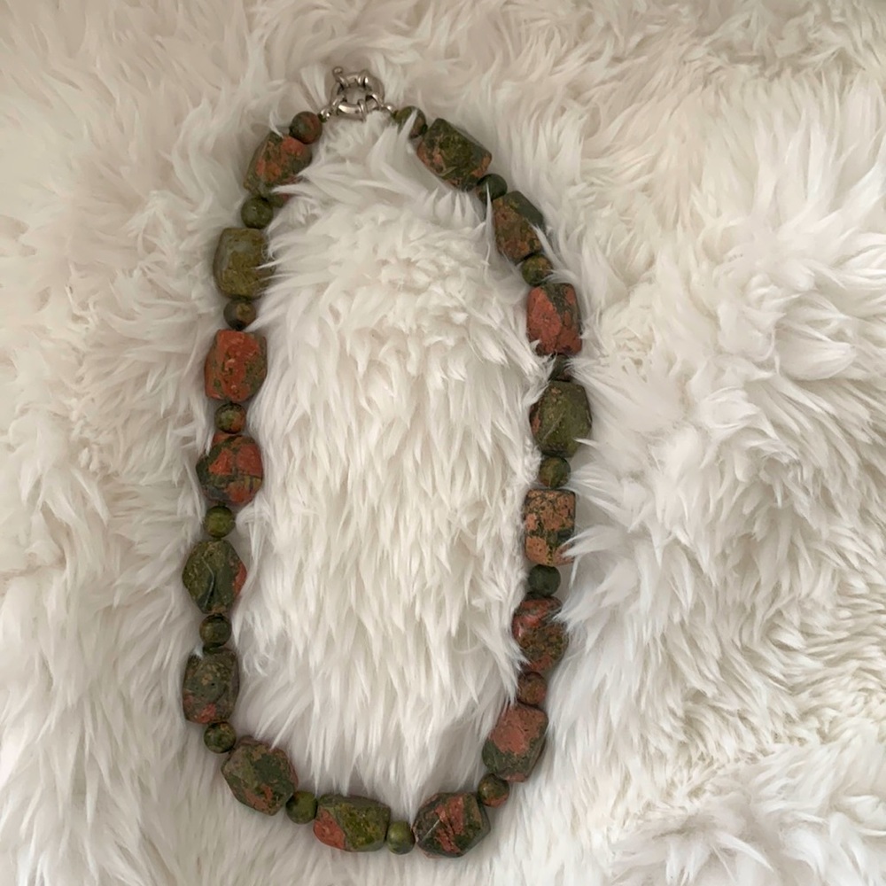 Stone necklace new